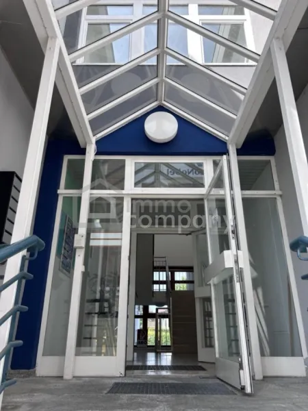 Flexible Bürofläche in Elixhausen - modern, gepflegt und ideal für Coworking - Jetzt mieten für 1.310,00 EUR!