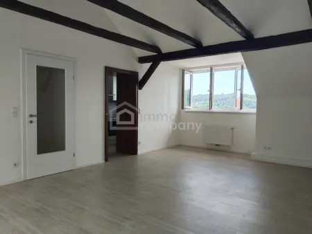 2-Zimmer-Wohnung zu vermieten!!
