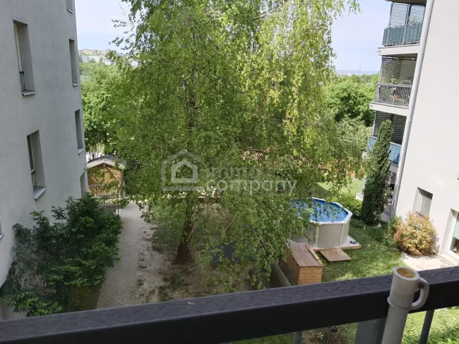 Moderne 2-Zimmer Wohnung mit Loggia und Garage – Top Lage! - Bild