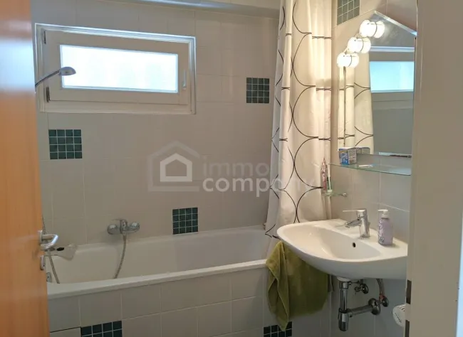 Moderne 2-Zimmer Wohnung mit Loggia und Garage – Top Lage! - Bild