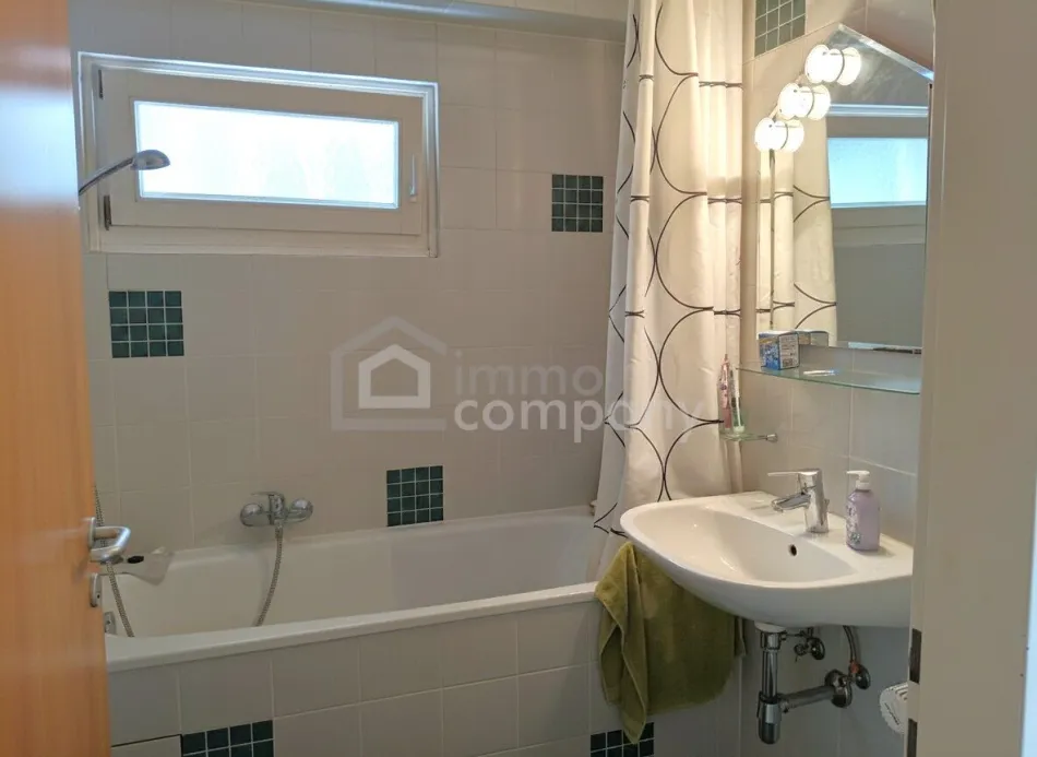 Moderne 2-Zimmer Wohnung mit Loggia und Garage – Top Lage! - Bild