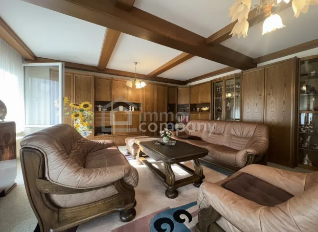 Einfamilienhaus in Dobermannsdorf – 7 Zimmer, Garten, Terrasse für 360.000 €! - Titelbild