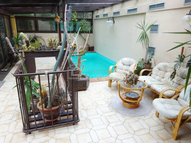 Exklusive Wohlfühloase Nähe Lainzer Tiergarten – 10 Zimmer, Garten, Balkone- barrierefrei! - Titelbild