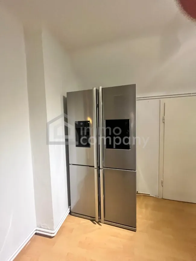 HIER KÖNNEN SIE SOFORT EINZIEHEN – Dachgeschosswohnung mit 3 Zimmer - Bild