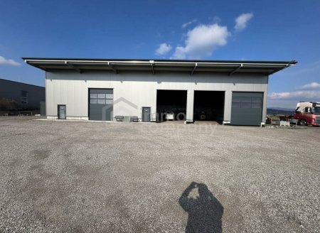 Gebäude