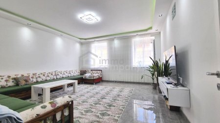 WIE NEU!! Komplett saniertes Einfamilienhaus mit Charme und viel Platz