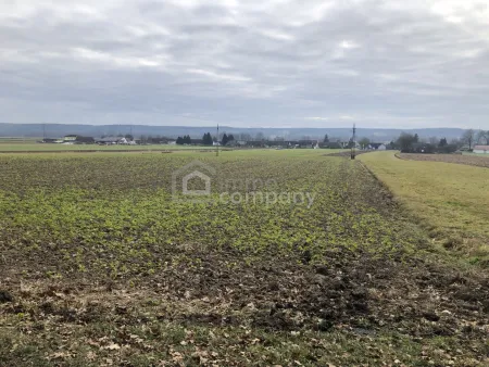 Schöner Baugrund unweit von Jennersdorf