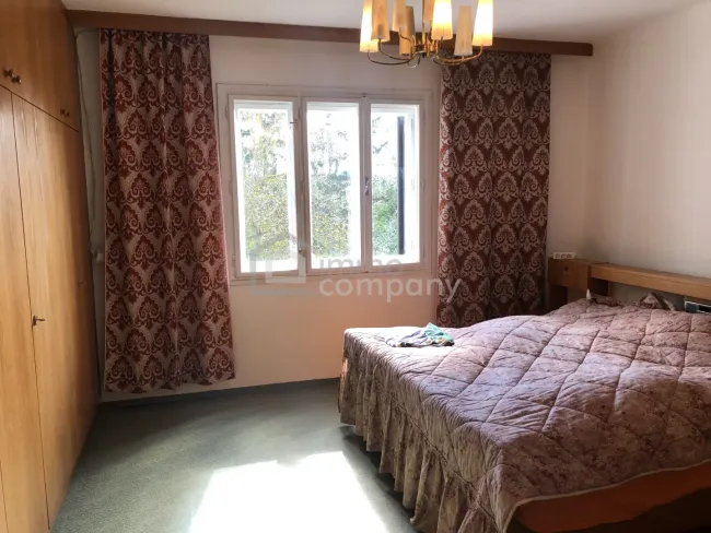 Schlafzimmer 1