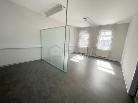 Top gelegenen Gewerbefläche zum Kauf in Gleisdorf