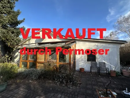 schönes massives Ferienhaus auf großem Pachtgrundstück zu verkaufen