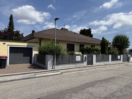 Gepflegter Bungalow mit Vollkeller & traumhaftem Garten – Toplage Ungarviertel