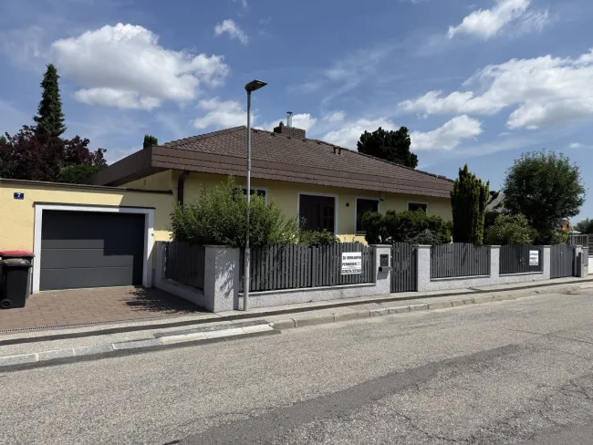 Gepflegter Bungalow mit Vollkeller & traumhaftem Garten – Toplage Ungarviertel - Bild