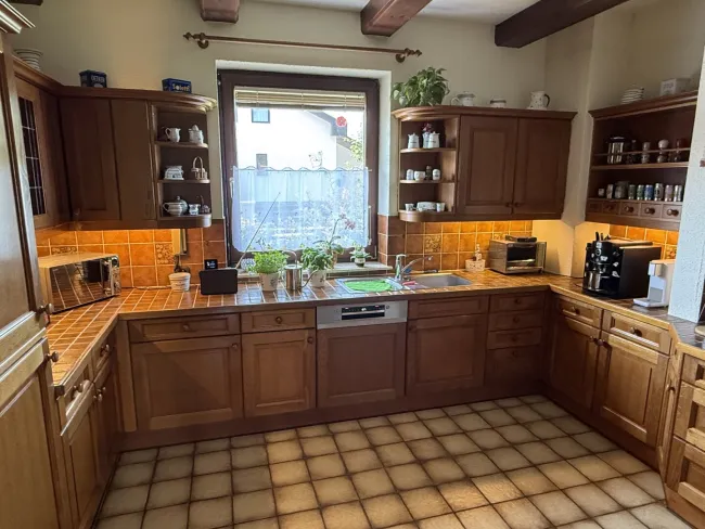 Gepflegter Bungalow mit Vollkeller & traumhaftem Garten – Toplage Ungarviertel - Bild