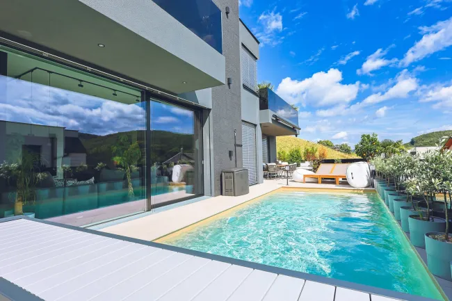 Design-Architektenhaus in Breitenfurt bei Wien – Exklusive Architektur, modernste High-End-Technik und luxuriöse Ausstattung auf höchstem Niveau - Titelbild