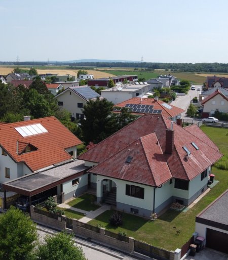 Großzügiges Wohnhaus im begehrten Ungarviertel mit Vollkeller, Garage & Carport zu verkaufen