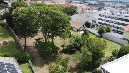 attraktives Grundstück mit Altbaumbestand in Bestlage von Eisenstadt