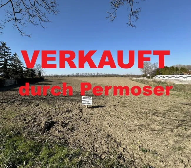 Baugrund am Ortsrand zu verkaufen - Titelbild