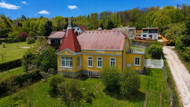 renovierte Villa in Bestlage von Bad Sauerbrunn – großzügiges Grundstück & ausbaufähiges Dachgeschoss - Bild