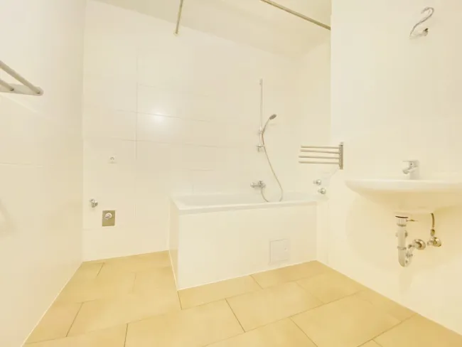 Helle 3-Zimmer-Wohnung mit zwei sonnigen Loggien – Ihr neues Zuhause erwartet Sie - Bild