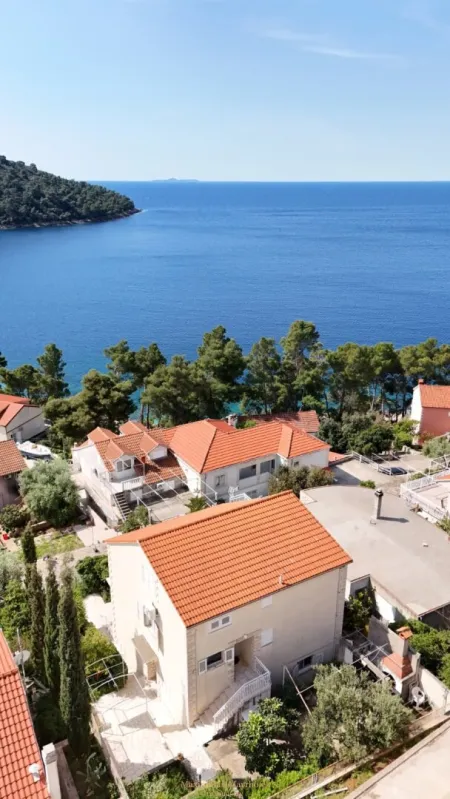 Elegante Residenz in unmittelbarer Strandnähe – wenige Gehminuten zum Meer | Insel Korčula - Bild