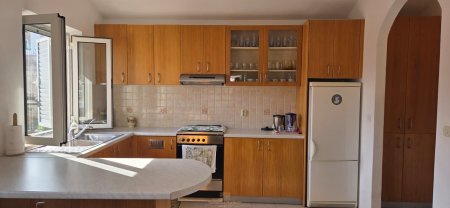 Historisches Steinhaus in erster Meereslinie – ca. 225 m² auf 3 Ebenen | Bucht Brna, Südseite Korčula
