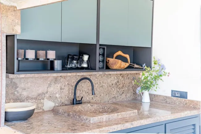 Moderne Villa mit Panorama-Meerblick – 120 m², Neubau, Glasfronten, Kamin | Vela Luka, Korčula - Bild