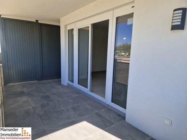 TOLLE NEUBAU-EIGENTUMSWOHNUNG! 58,47 m² + 12,27 m² Balkon! - Bild