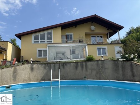 Großzügiges Wohnen mit Pool, Sauna, Nebengebäude und teilbarem Grundstück