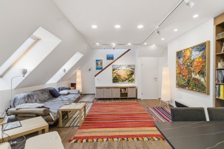 Über den Dächern von Wien: 2,5-Zimmer-Maisonette mit Sonnenterrasse, U1 Troststraße