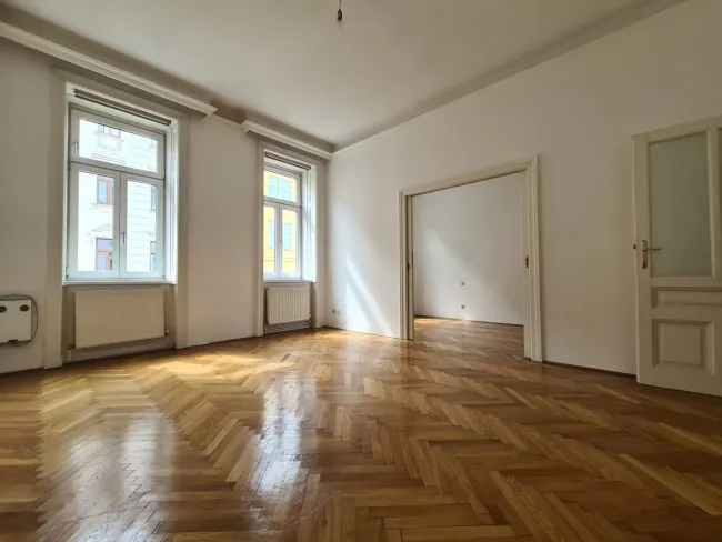 Gemütlicher Altbau | Hohe Räume | Gewerbe möglich - Titelbild