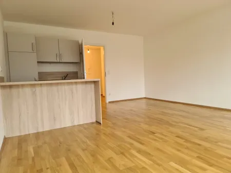 Top-Neubauwohnung mit Garage und Fußbodenheizung