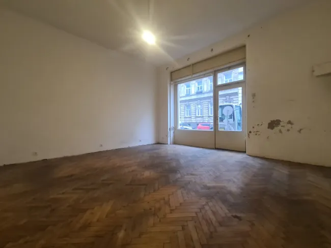 Geschäftslokal | Spittelau | Toilette - Bild