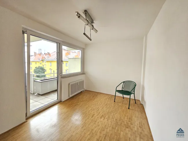 RAUMWUNDER: 5-Zimmer-Wohnung mit Balkonen und TG, Nähe Hauptbahnhof - Bild