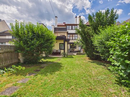Charmantes Stadthaus mit über 323m² Fläche und Garten im Herzen Niederösterreichs