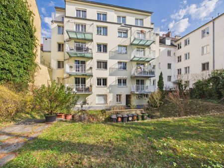 Charmante 2-Zimmer-Wohnung in 1130 Wien mit Balkon und Gartenmitbenützung