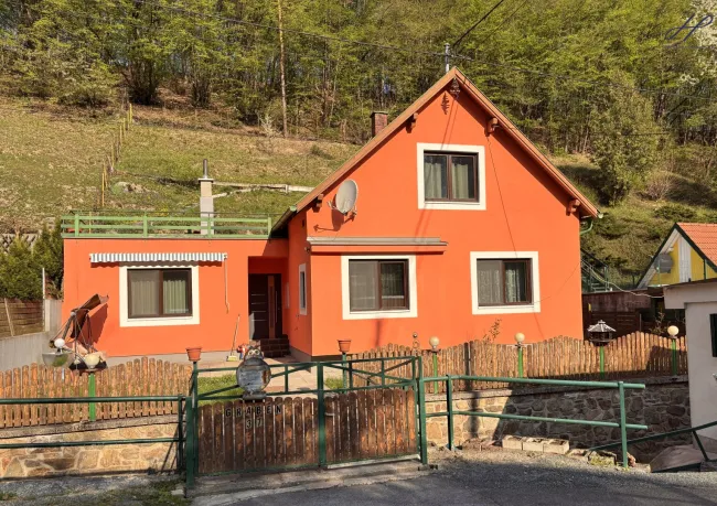Gepflegtes Einfamilienhaus mit gemütlichem Garten in Lockenhaus - Bild