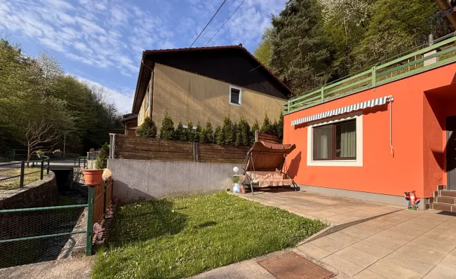 Gepflegtes Einfamilienhaus mit gemütlichem Garten in Lockenhaus - Bild