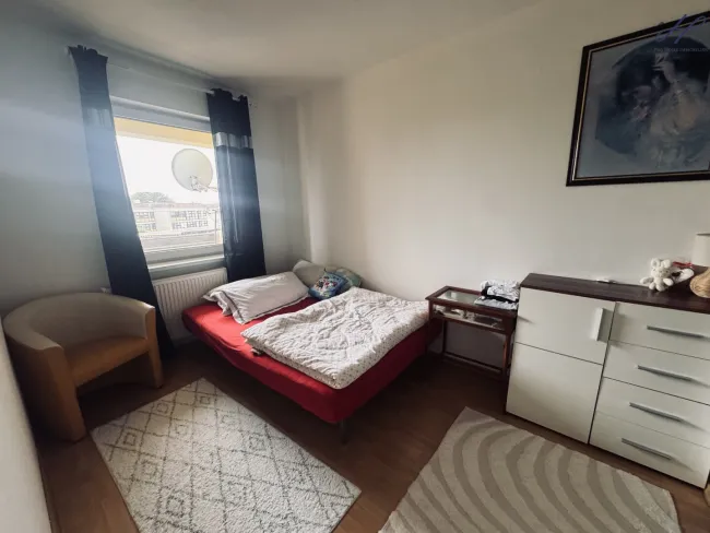 2 Zimmer Wohnung mit Balkon. - Bild