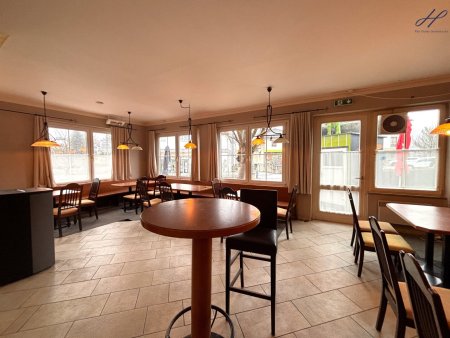 Charmantes Café mit Garten in Bad Schönau zu vermieten!