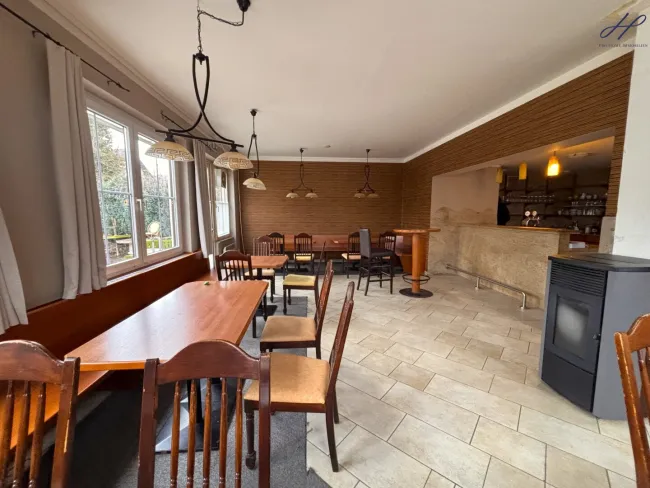 Charmantes Café mit Garten in Bad Schönau zu vermieten! - Titelbild