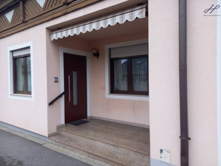Gepflegtes, großzügiges Wohnhaus!