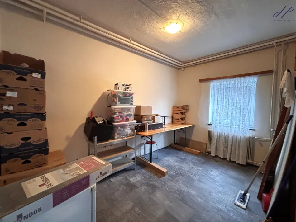 Geschäftslokal in guter Lage im Kurort Bad Schönau zu vermieten - Bild