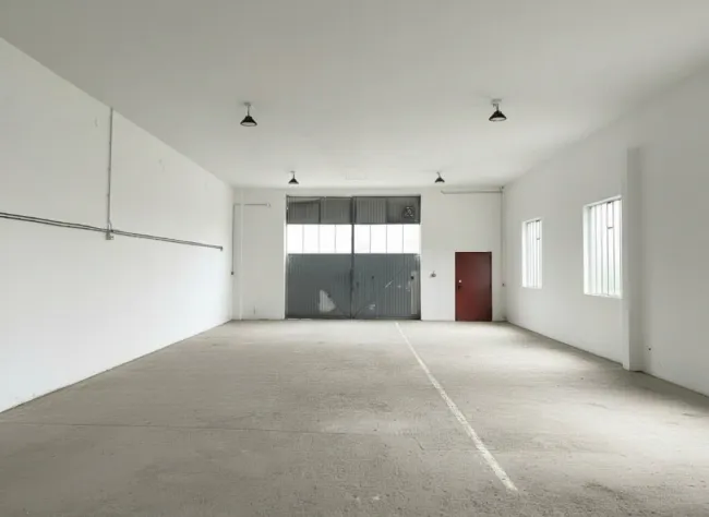 Gepflegte Lagerhalle nähe St. Pölten zur Miete - Titelbild