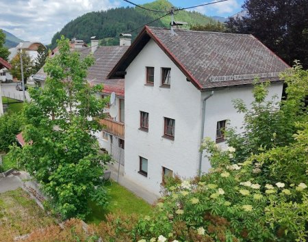 Anlageobjekt Zinshaus mit 7 Wohnungen in Windischgarsten, nur 365.000€!!