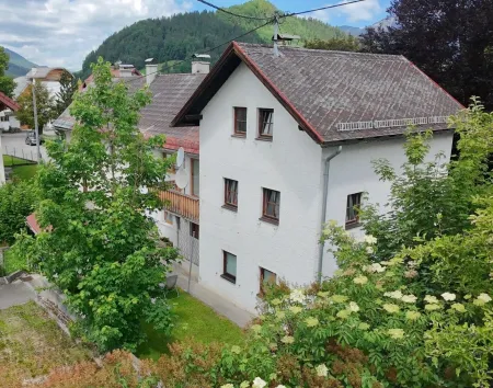 Anlageobjekt Zinshaus mit 7 Wohnungen in Windischgarsten, nur 365.000€!!