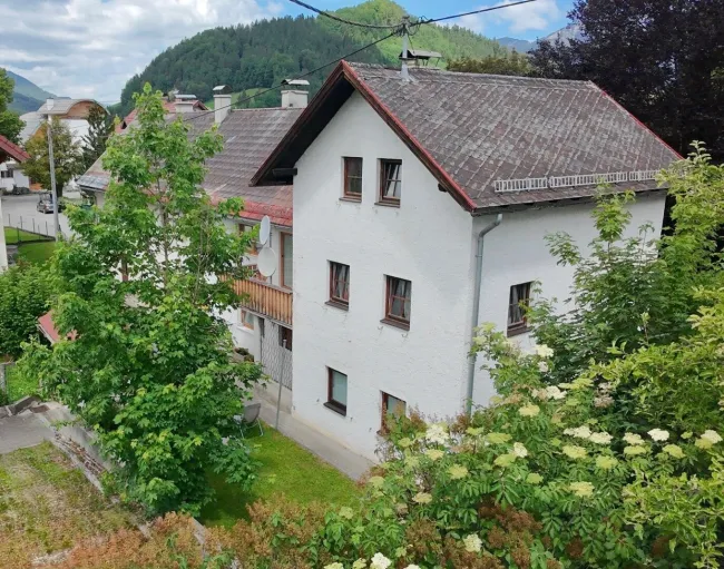 Anlageobjekt Zinshaus mit 7 Wohnungen in Windischgarsten, nur 365.000€!! - Bild