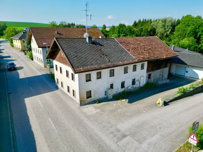 Unschlagbarer Preis in Pattigham: Ihr Sanierungsprojekt mit XXL-Werkstatt! Neuer Preis: € 97.000,- - Titelbild