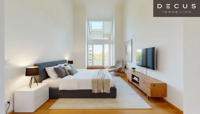 | EXKLUSIV & LICHTDURCHFLUTET | DACHGESCHOSS - MAISONETTE | 4 ZIMMER & OFFENER WOHN-KÜCHENBEREICH | CA. 155m² | MIT BLICK AUF DEN SCHLOSSBERG | DIREKTER LIFTZUGANG | 2 TERRASSEN | TOP LAGE - Bild