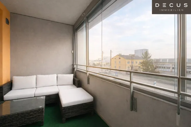 2 ZIMMER | GROßE TERRASSE MIT REICHLICH PLATZ | AB 01.08.2026 VERFÜGBAR | NAHE WIENERBERG - Bild