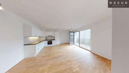2 ZIMMER | WOHNEN IM KARMELITERHOF | GROSSZÜGIGER BALKON | SEPARATER SCHRANKRAUM | AB 01.06.2026 VERFÜGBAR